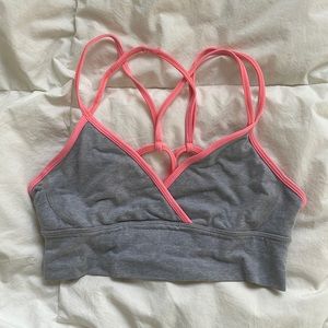Lululemon size 4 light yoga bra